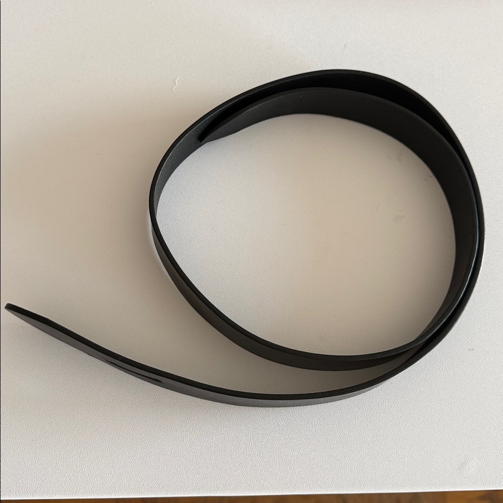Authentic Isabel Marant Black Leather Belt S - Peg-In-Hole Closure Made in Italy - Picture 3 of 6